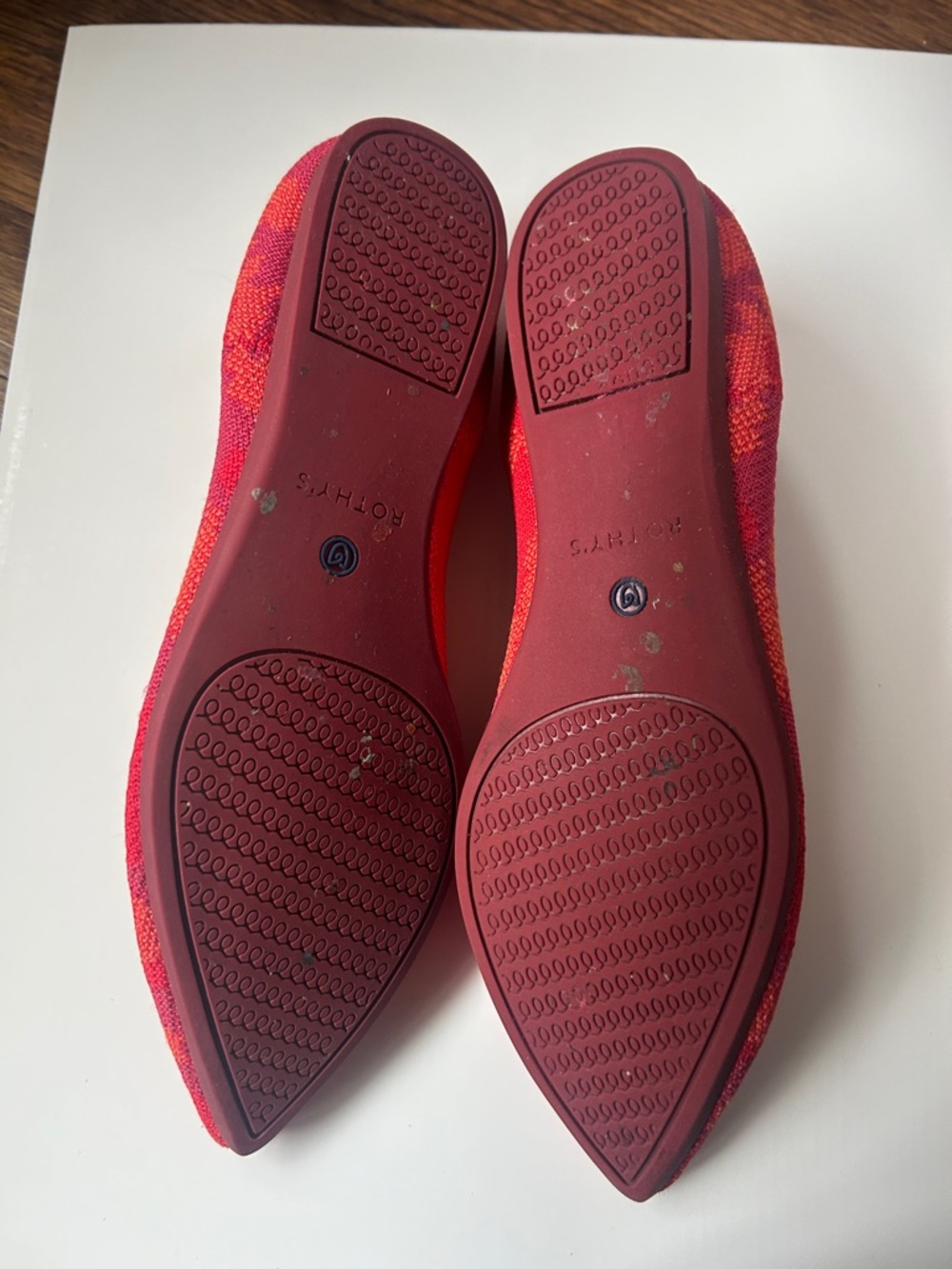 Rothy’s Point. Red Botanicamo. Retired. size 10 - Picture 3 of 5